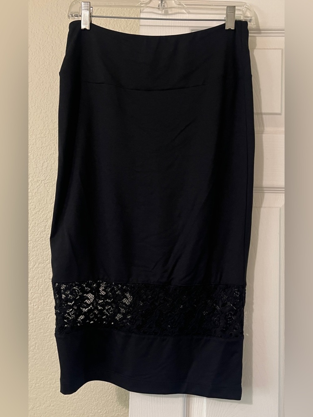 Bebe black pencil skirt with lace detail - Picture 3 of 5